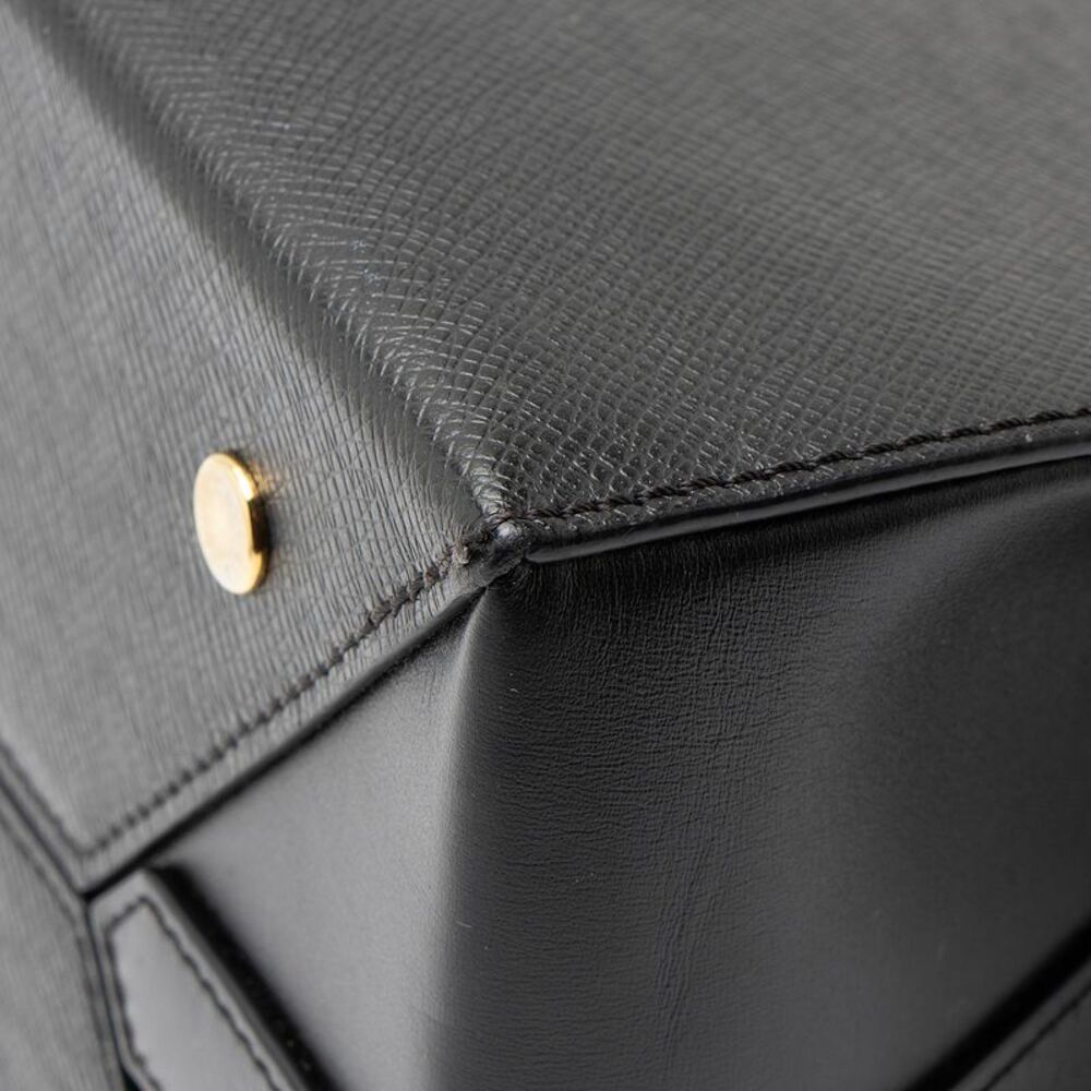 Louis Vuitton Taiga Leather City Frame Top Handle - Picture 12 of 14